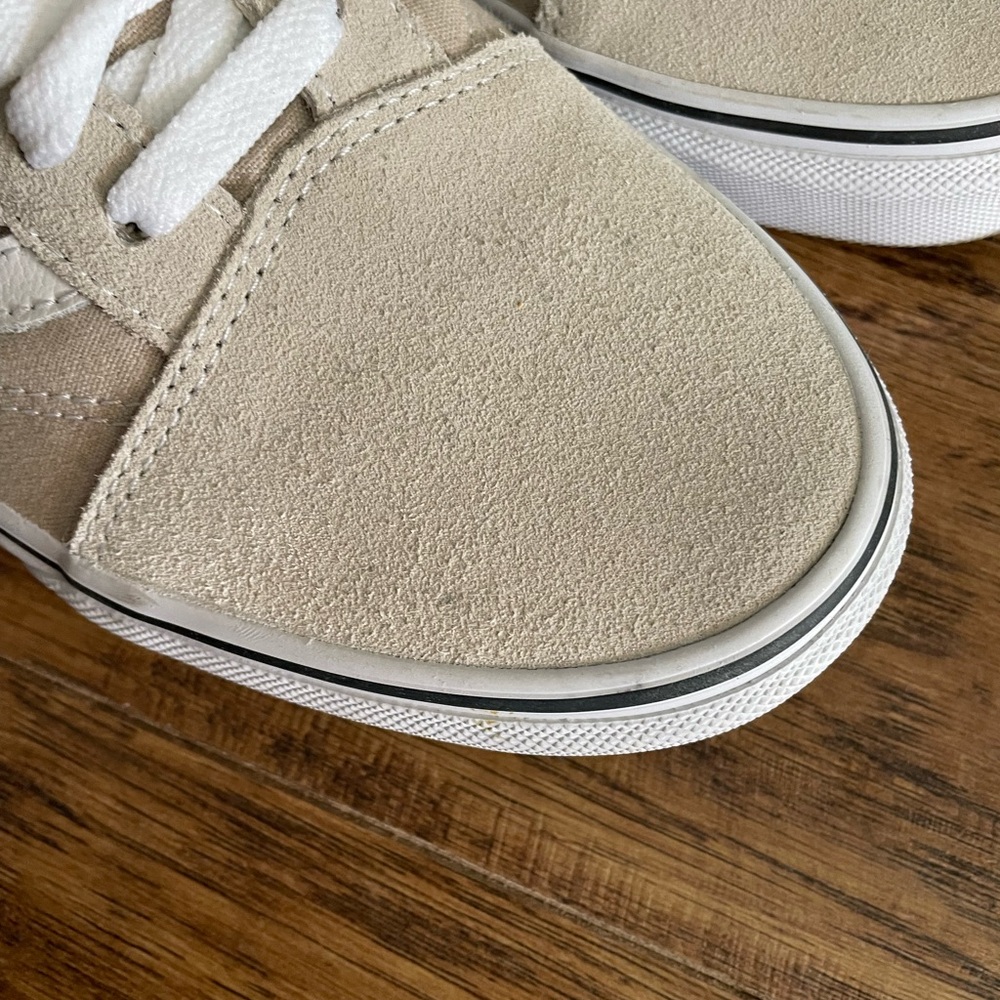 Men’s Vans - Picture 8 of 8